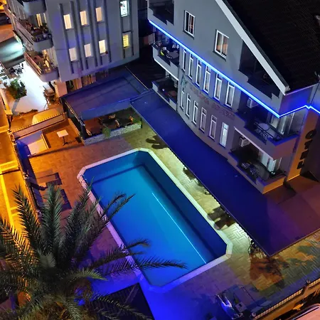 Marina Aparthotel 3*