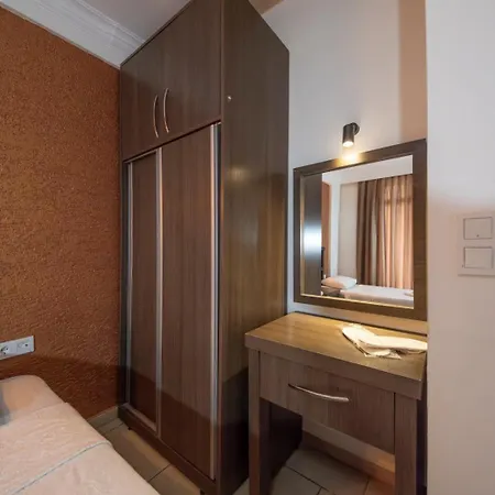 Apart Otel Marina 3*